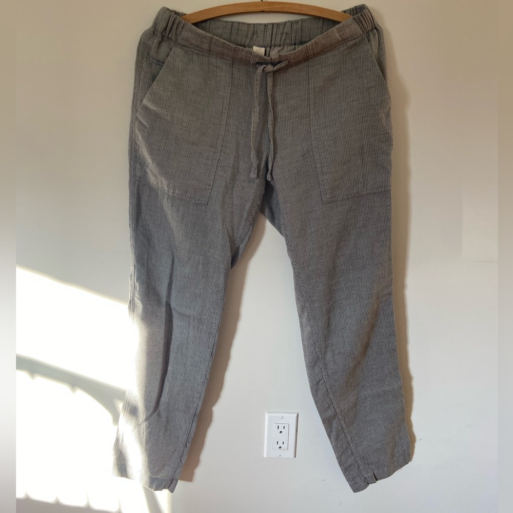 Grey linen prana pants